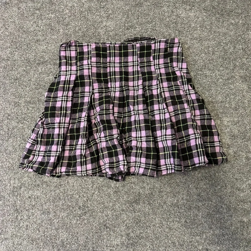 N/A plaid pleated
